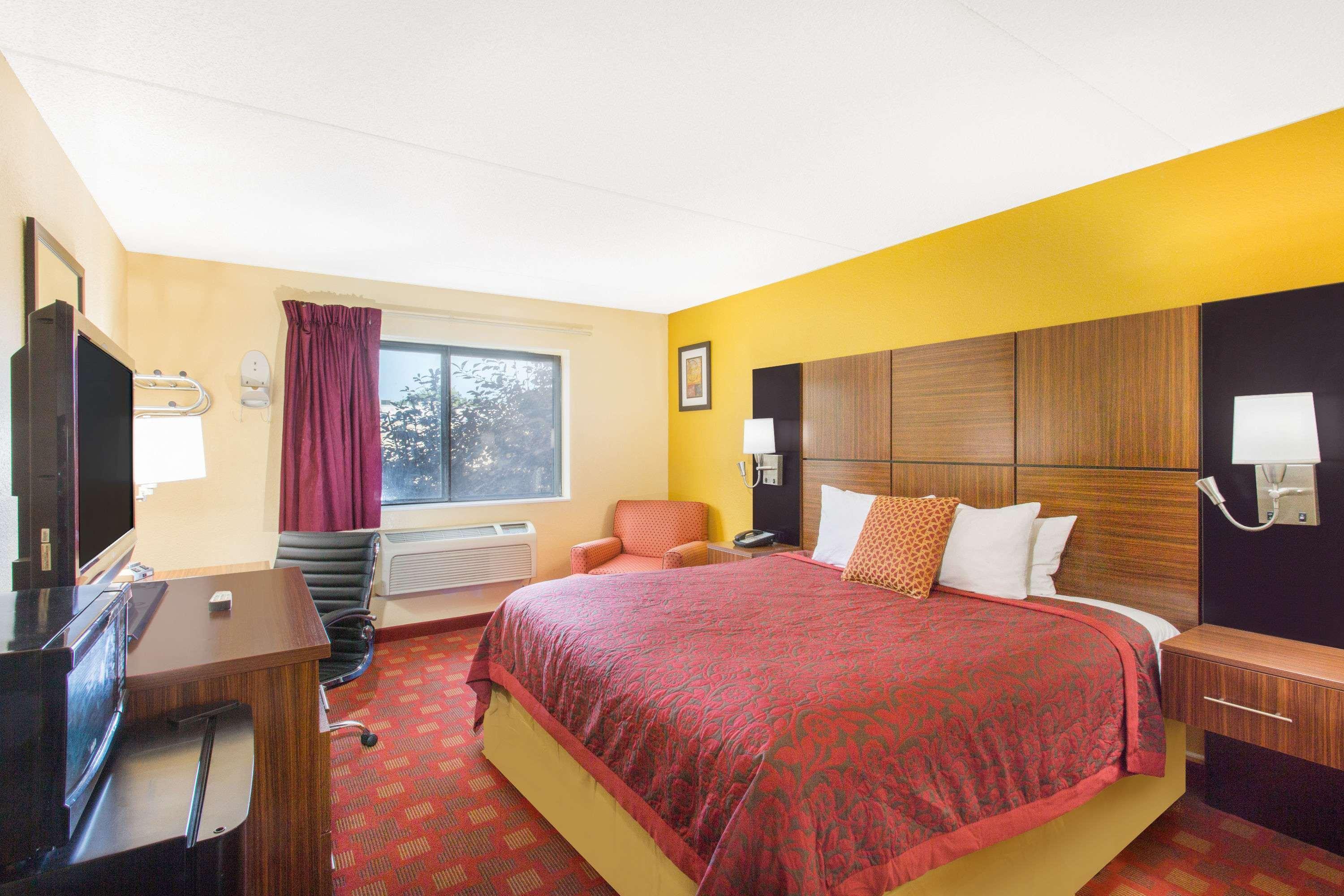 Days Inn By Wyndham Leominster/Fitchburg Area Eksteriør billede